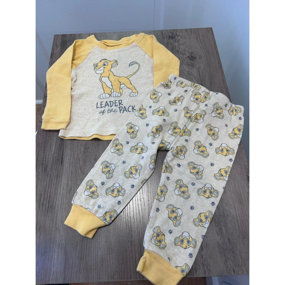 Disney Baby Pajama Set Infants 24M Yellow Lion King Simba Leader of the Pack 2pc